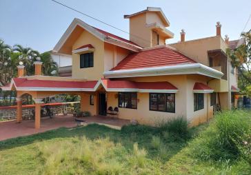 Luxurious Owner-Occupied Bungalow for sale